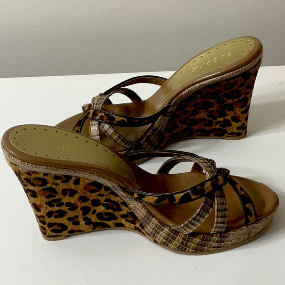 BCBG Porto Leopard brown hair calf wedge sandals 8M